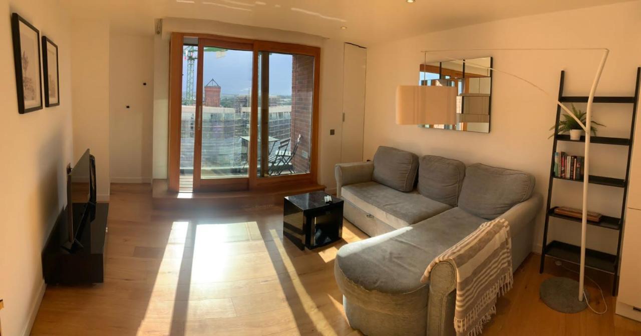 2 Bed Apartment In Granary Wharf Leeds Leeds  Eksteriør bilde