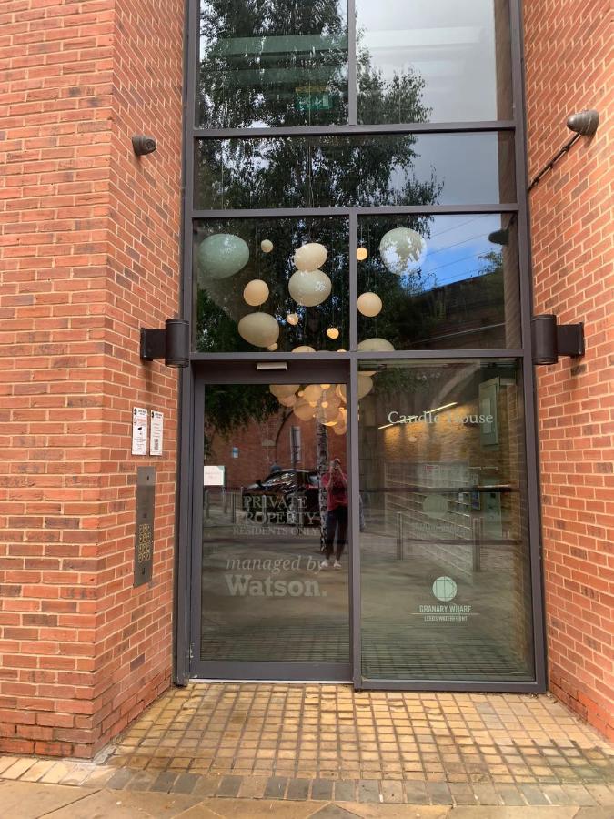 2 Bed Apartment In Granary Wharf Leeds Leeds  Eksteriør bilde